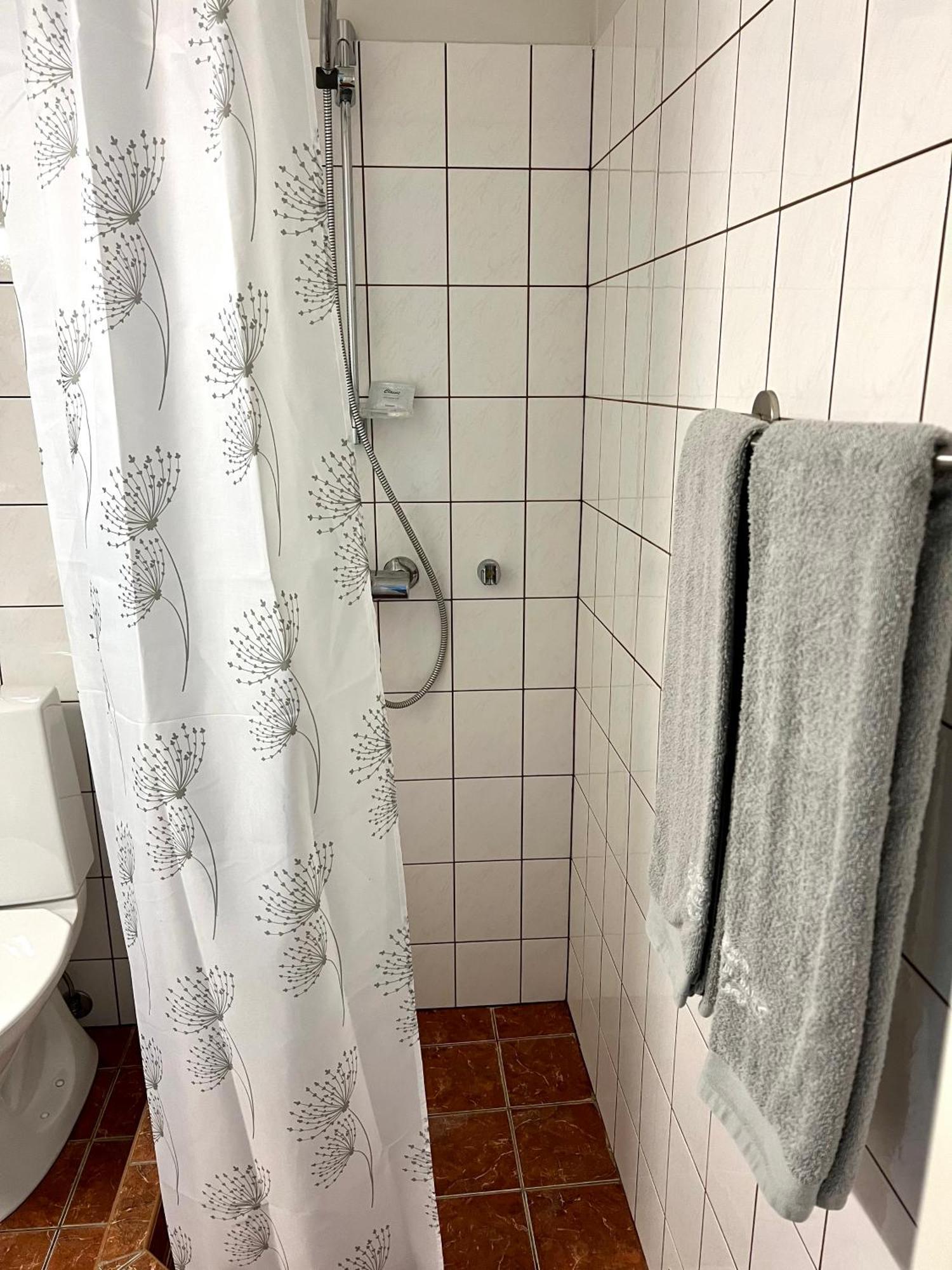 Hostel Ingeri Viljandi  Kamer foto